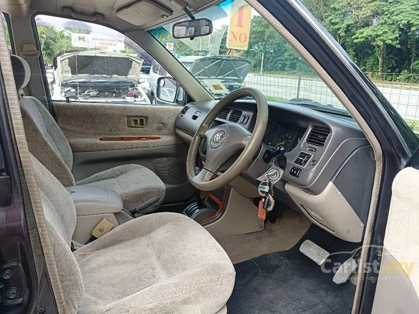 2003 Toyota Unser LGX MPV