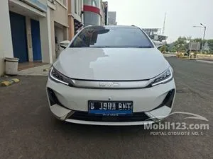 2024 BYD M6 Superior 7 Seater MPV