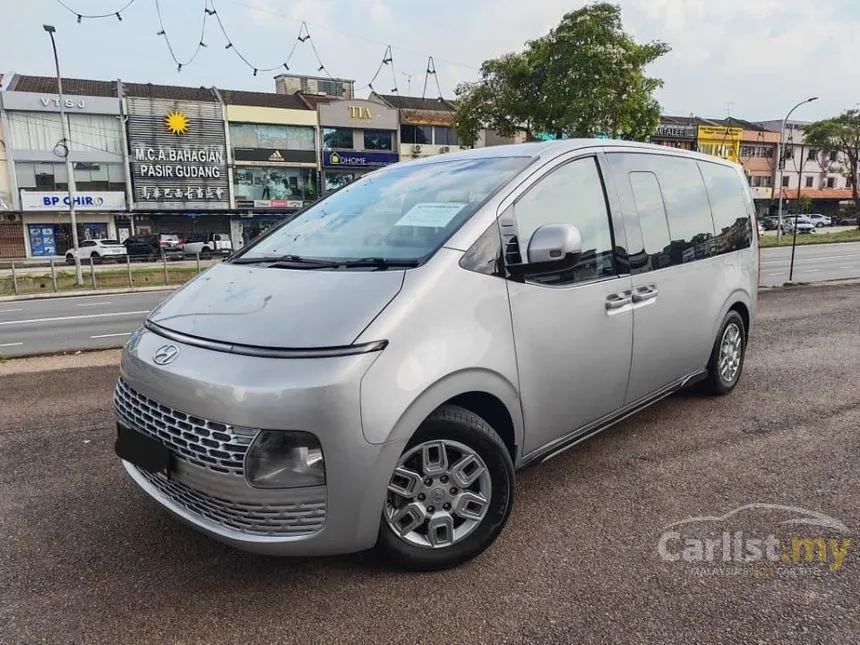 2022 Hyundai Staria Premium MPV