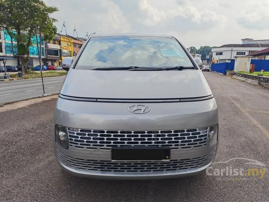 2022 Hyundai Staria Premium MPV