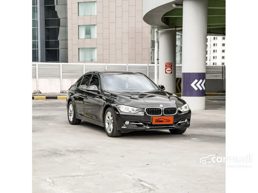 2014 BMW 320i Sport Sedan