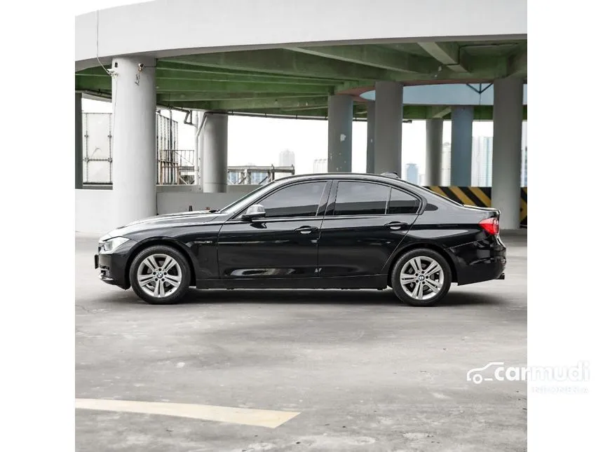 2014 BMW 320i Sport Sedan