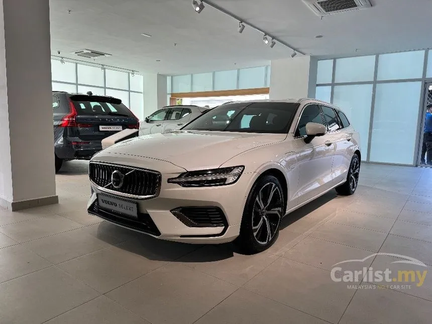 2023 Volvo V60 Recharge T8 PHEV Wagon