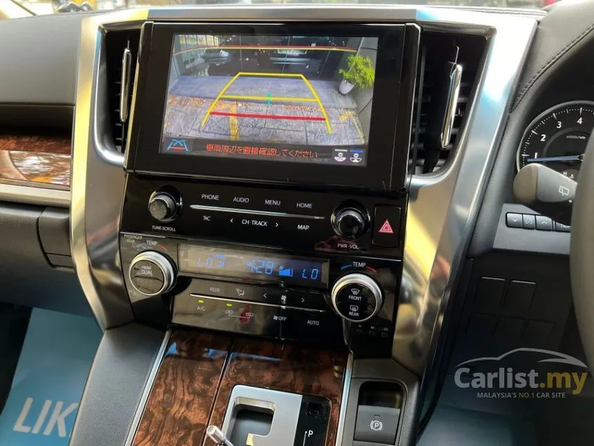 2020 Toyota Alphard X MPV