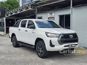 2022 Toyota Hilux 2.4 E Dual Cab Pickup