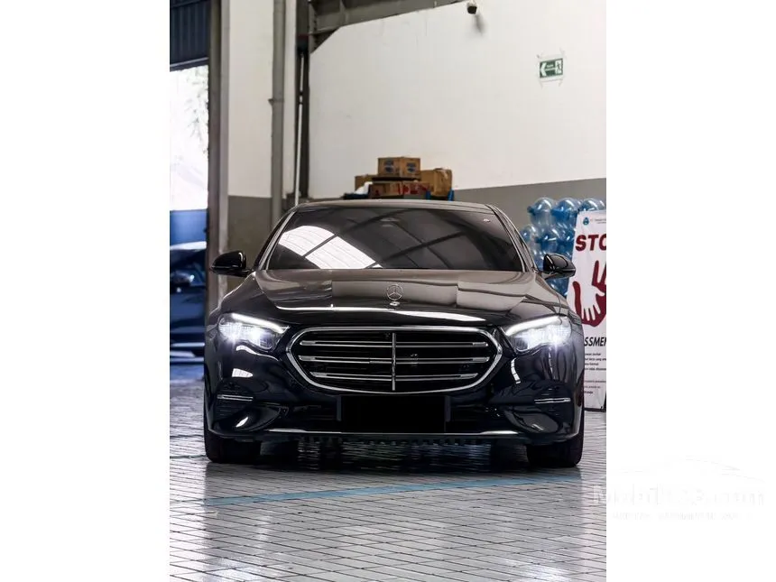 2024 Mercedes-Benz E200 Exclusive Line Sedan