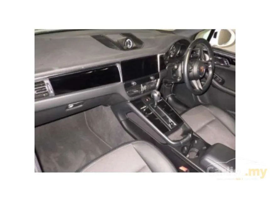 2022 Porsche Macan SUV
