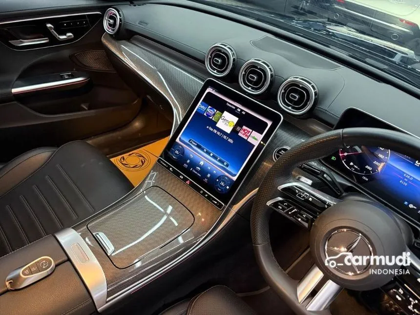 2023 Mercedes-Benz C300 AMG Line Sedan
