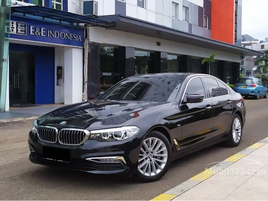 Jual Mobil BMW 530i 2018 Luxury 2.0 di DKI Jakarta Automatic Sedan ...