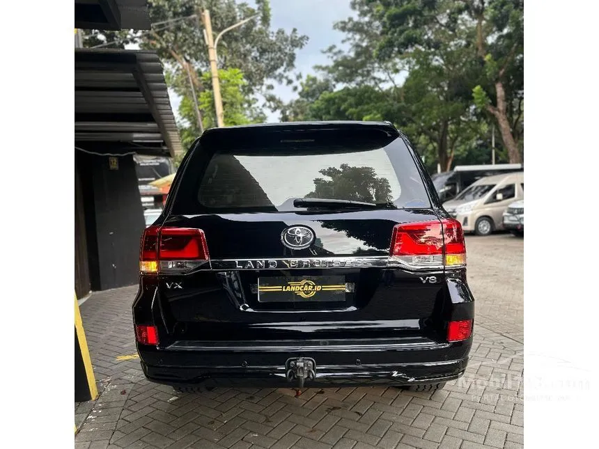 2014 Toyota Land Cruiser 200 Full spec SUV