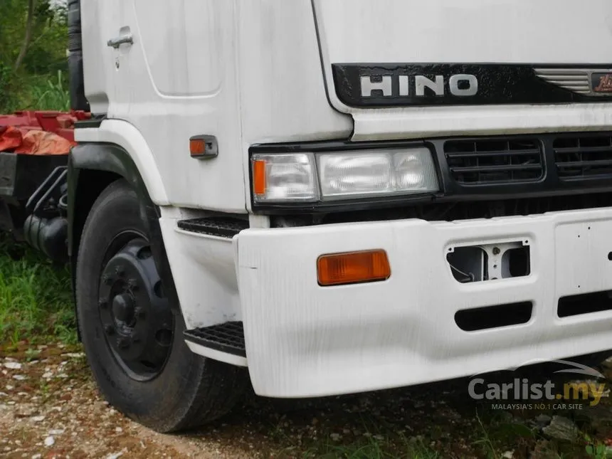 2005 Hino 300 Series Lorry