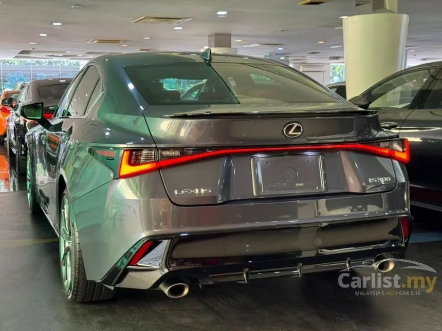 2021 Lexus IS 300 F Sport Sedan