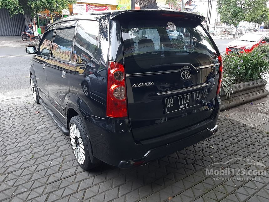 Avanza 2011 Jogja: Pilihan Cerdas di Tengah Kota Gudeg