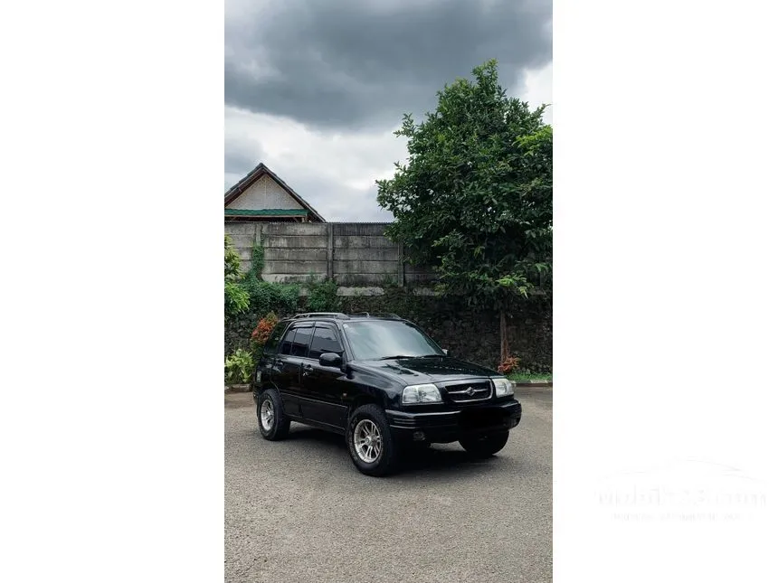 2005 Suzuki Escudo SUV