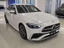 2021 Mercedes-Benz C200 1.5T Laureus AMG Line / UnReG / GRD 4.5 / Black Interior / Burmester Sound System / 4-CAM / HUD / Power Boot / 2 Memory Seat