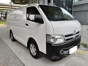 2013 Toyota Hiace 2.5 Panel Van Van