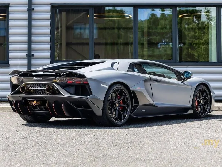 2022 Lamborghini Aventador LP780-4 Ultimae Coupe