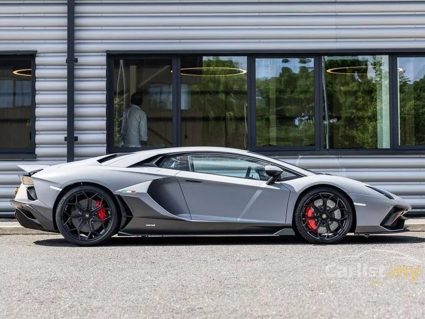 2022 Lamborghini Aventador LP780-4 Ultimae Coupe