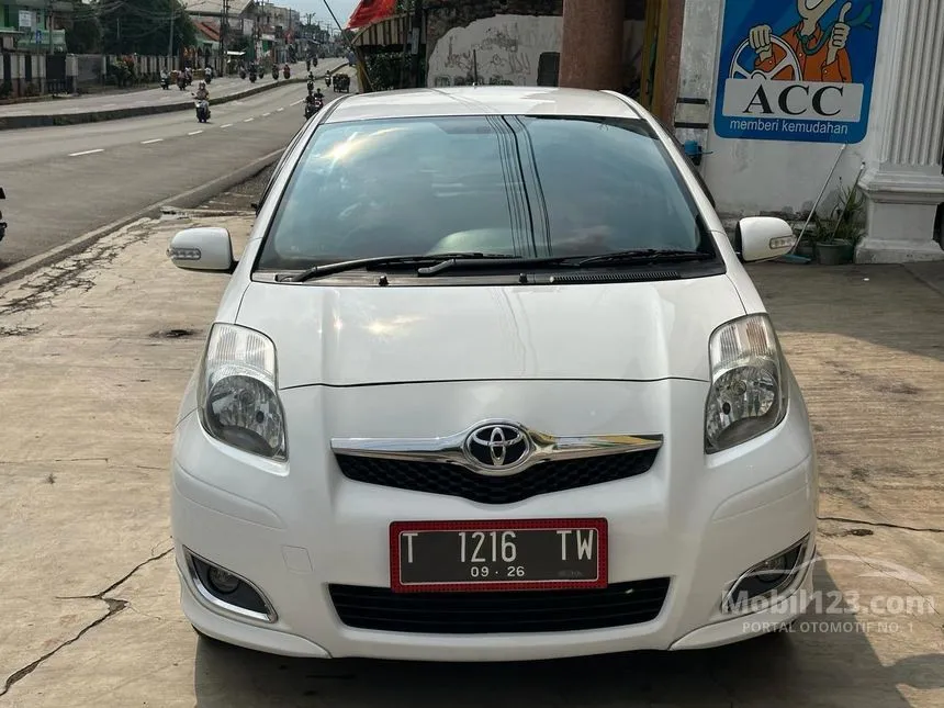 Jual Mobil Toyota Yaris 2011 E 1.5 di Jawa Barat Manual Hatchback Putih Rp 108.000.000