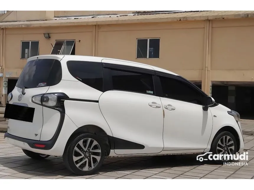 2018 Toyota Sienta V MPV