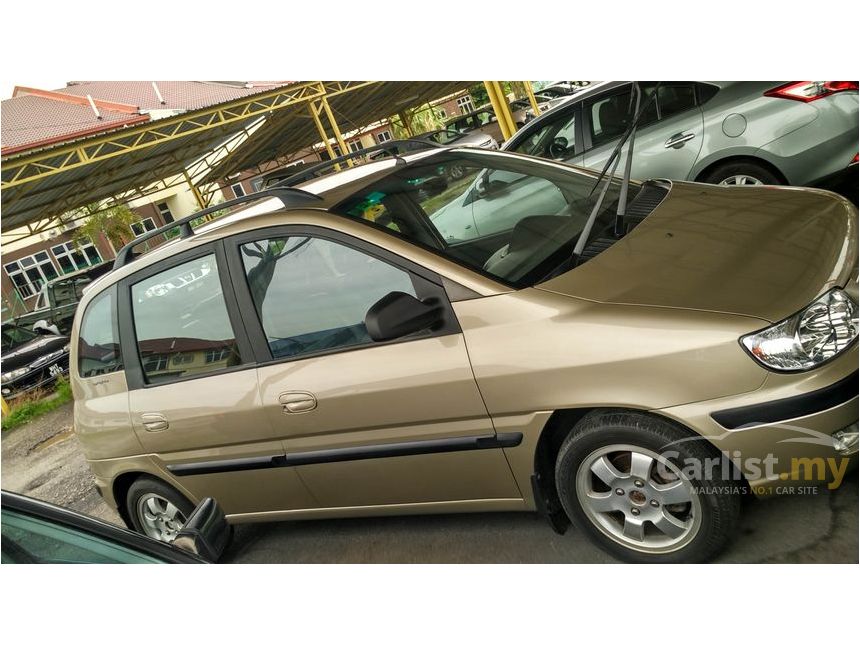 Hyundai Matrix 2002 GLS 1.8 in Selangor Automatic MPV Gold 