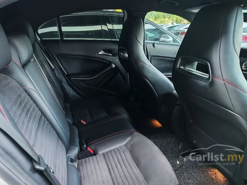 2015 Mercedes-Benz A200 Hatchback