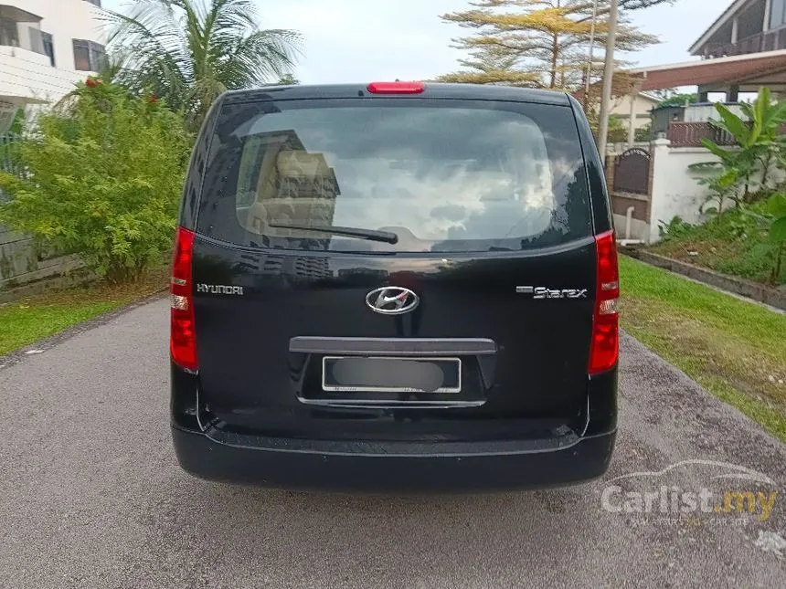 2018 Hyundai Grand Starex Royale MPV