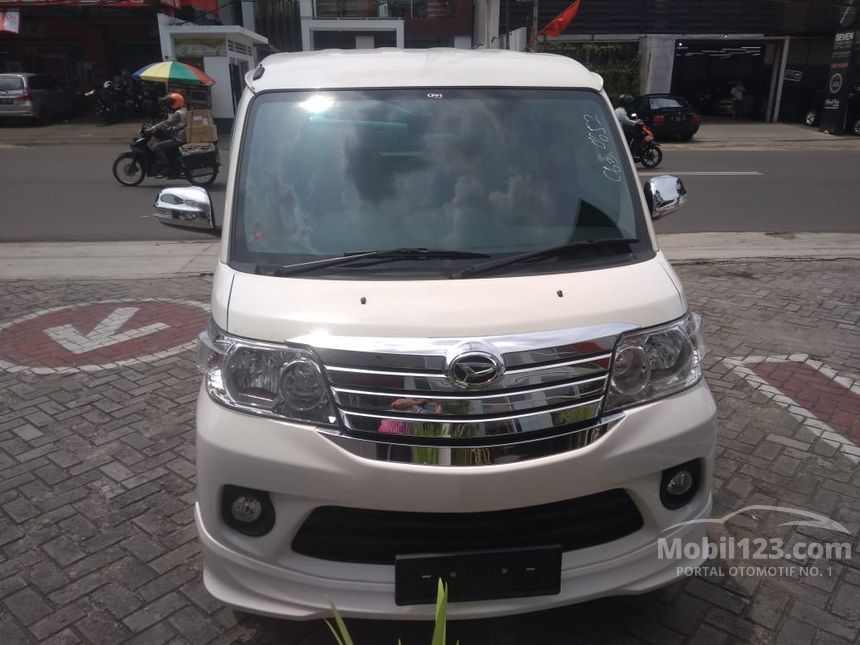 Jual Mobil  Daihatsu Luxio  2019 X 1 5 di Banten Manual MPV 