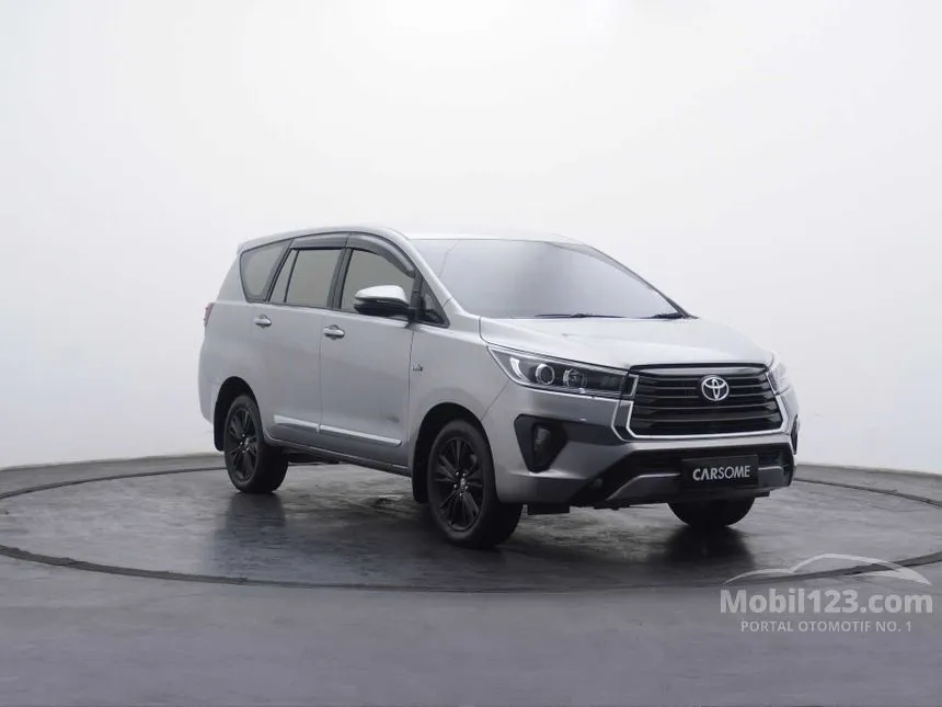2021 Toyota Kijang Innova V MPV