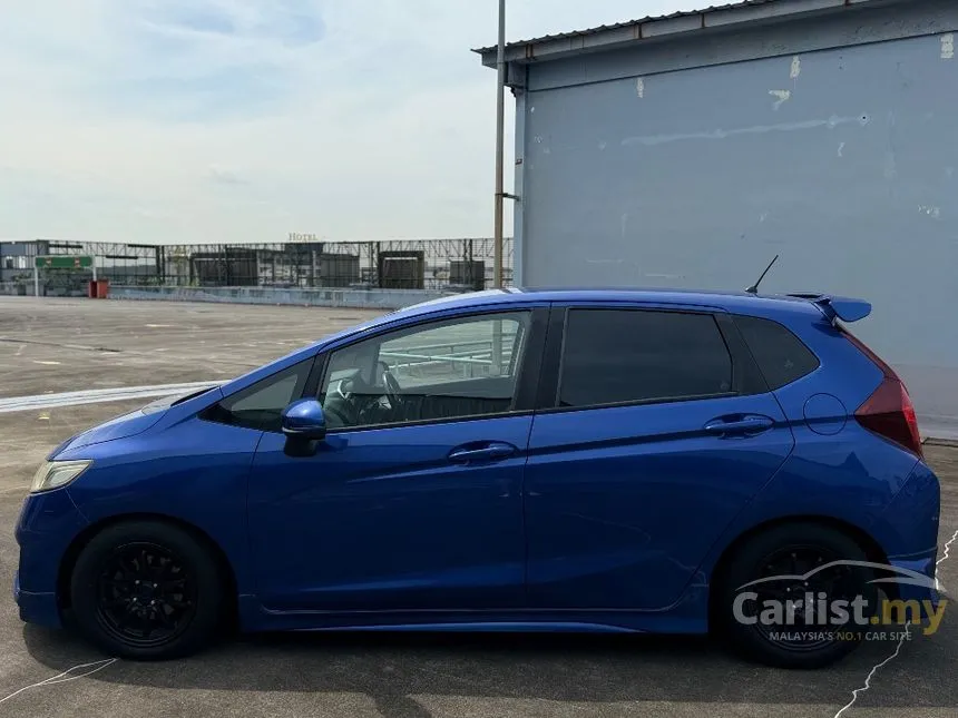 2014 Honda Jazz V Hatchback