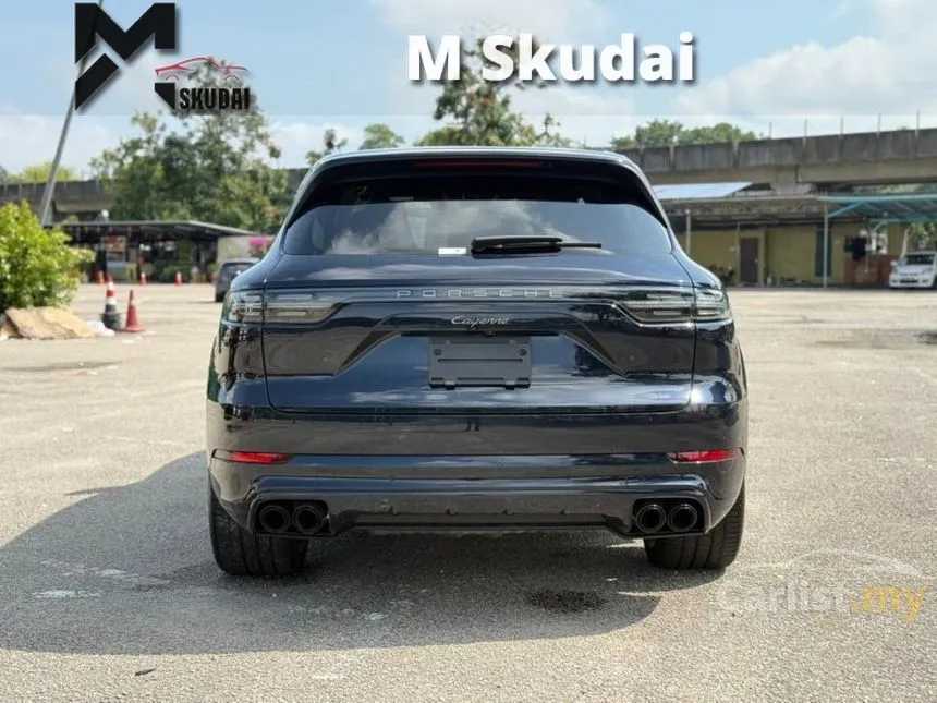 2023 Porsche Cayenne SUV