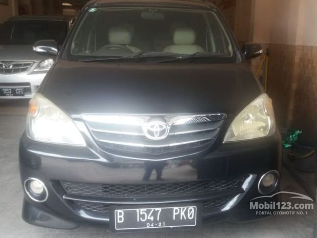 Toyota Avanza S Mobil Bekas & Baru dijual di Indonesia 