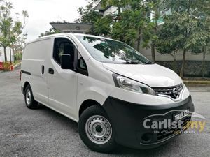 harga van nissan nv200