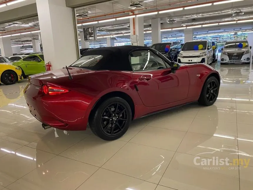 2019 Mazda Roadster Convertible