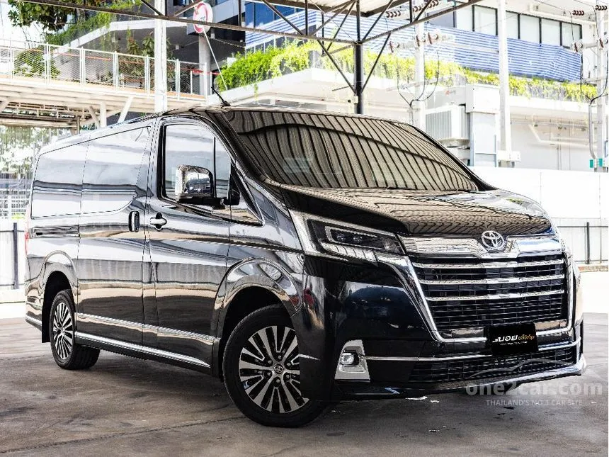 2021 Toyota Majesty Standard Van