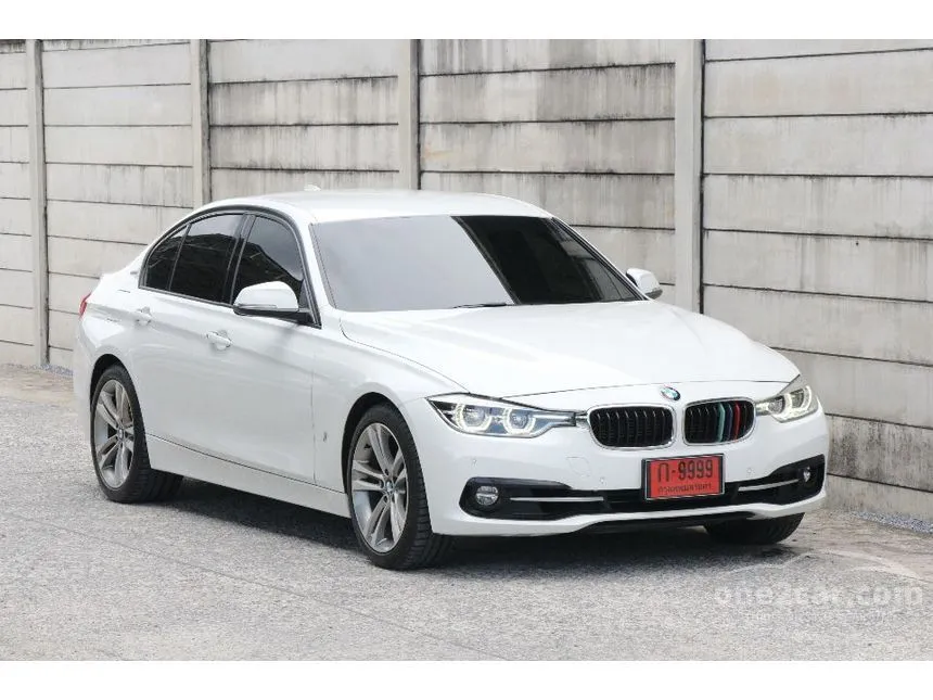 2017 BMW 330e Iconic Sedan