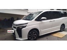 Toyota Voxy 2.0 Tahun 2018 - 2019 Automatic Putih - 1