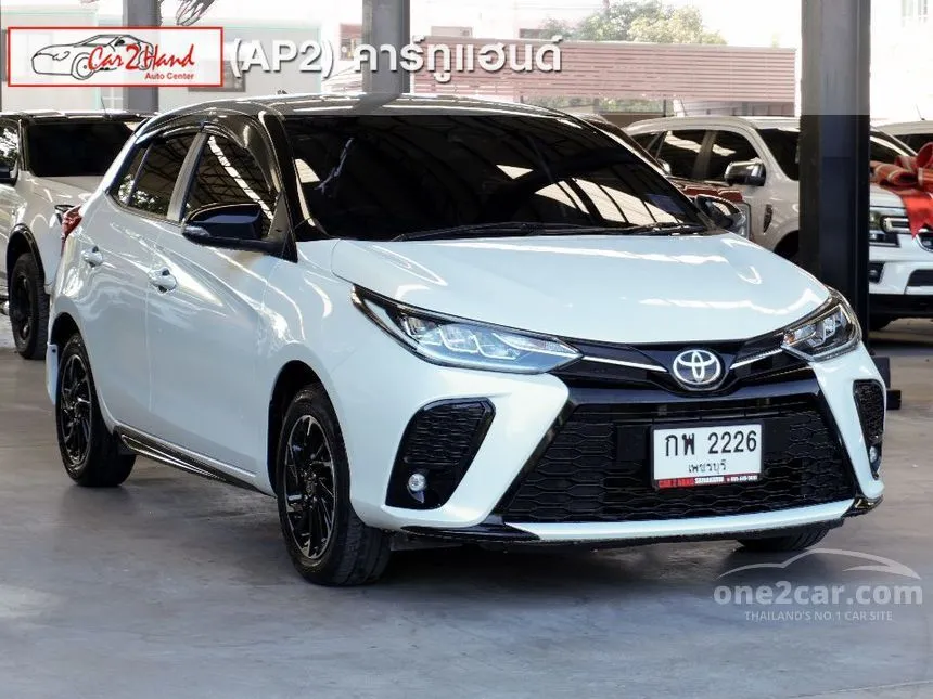 2022 Toyota YARIS Sport Premium Hatchback