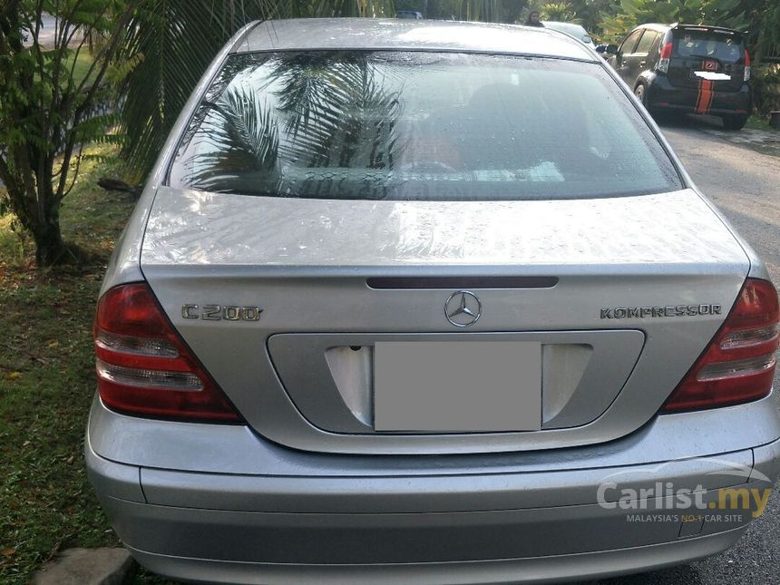 2004 Mercedes-Benz C200