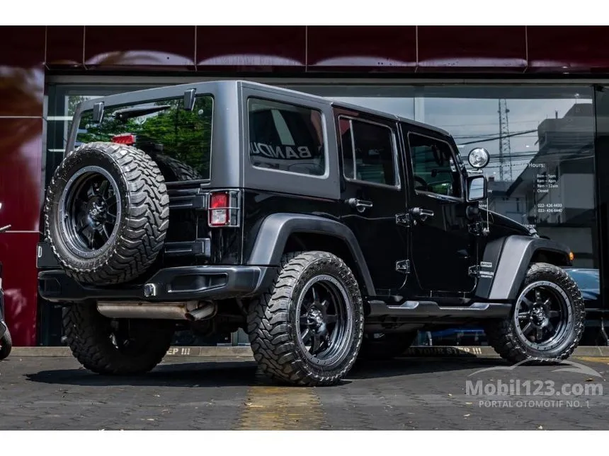 2013 Jeep Wrangler Sport Unlimited SUV