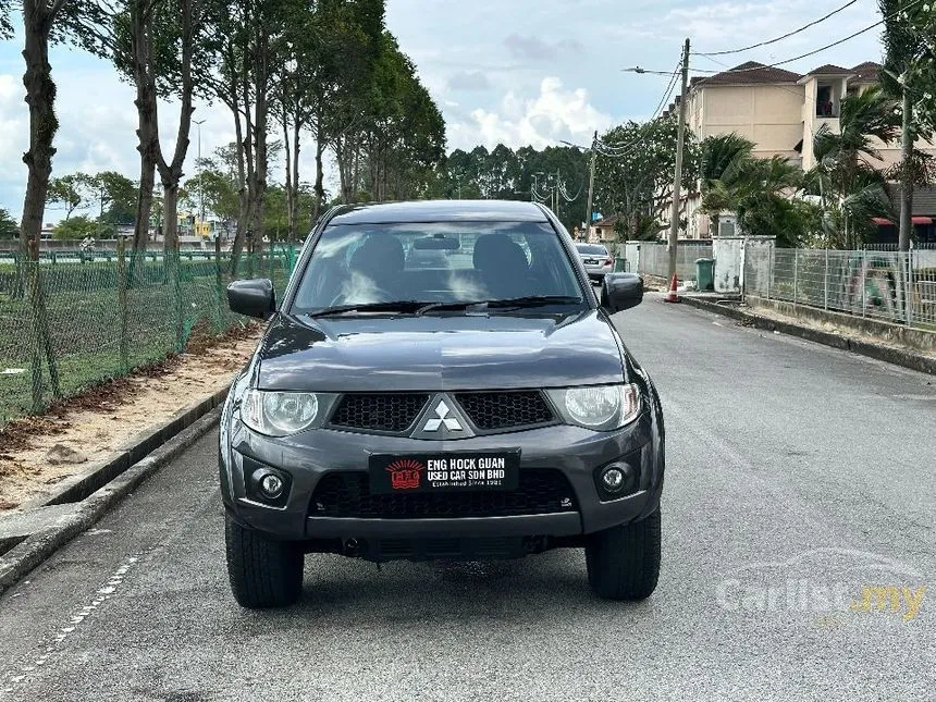 2011 Mitsubishi Triton Dual Cab 4X4 Pickup