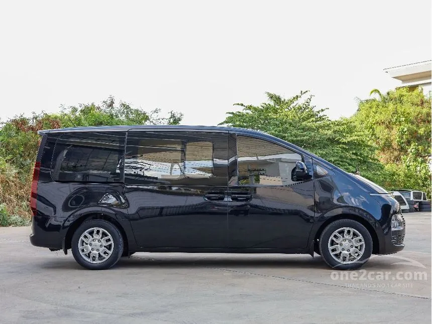 2021 Hyundai Staria S Van