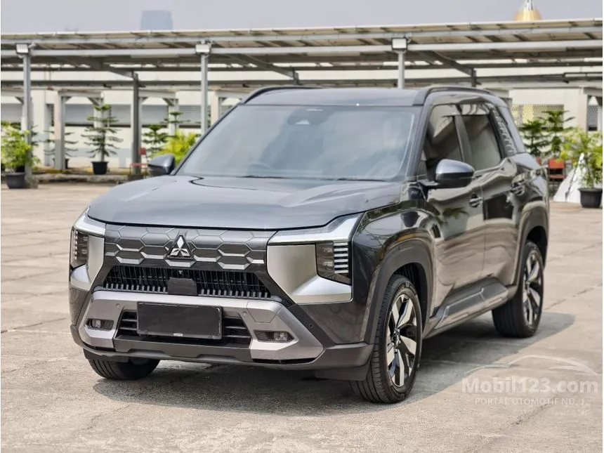 2025 Mitsubishi Destinator Ultimate SUV