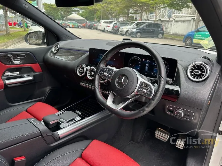 2020 Mercedes-Benz B180 AMG Line Hatchback