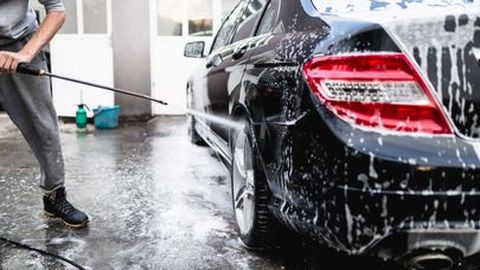Cuci Mobil Terdekat, Ragam dan Harga Layanan Jasanya