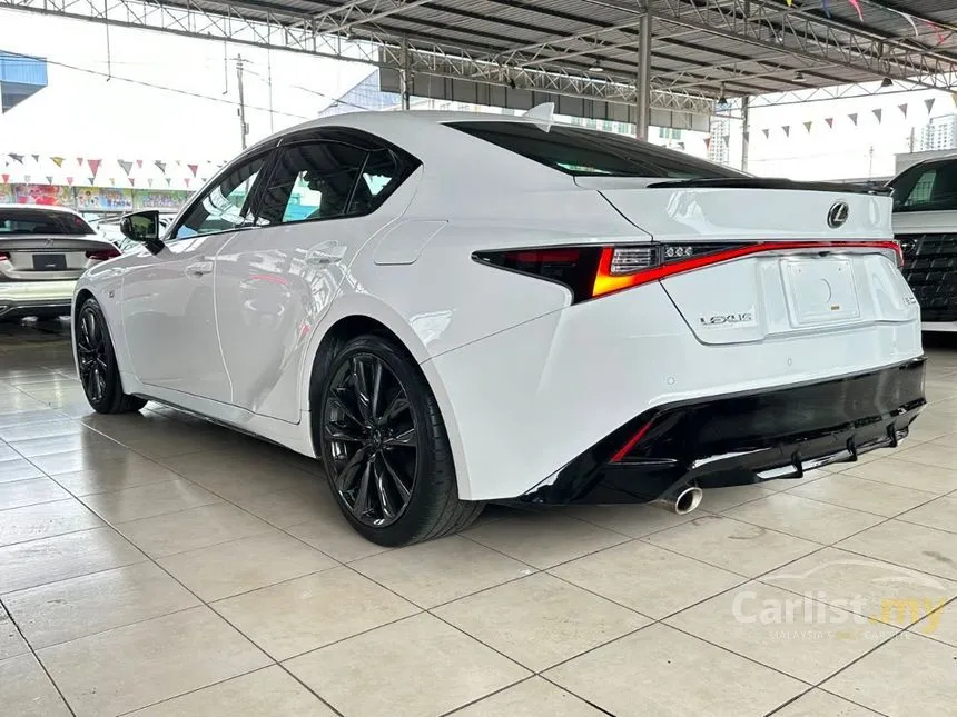 2022 Lexus IS 300 F Sport Sedan
