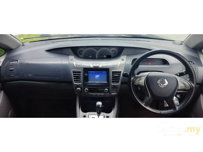 2015 Ssangyong Stavic SV200 eXDi MPV