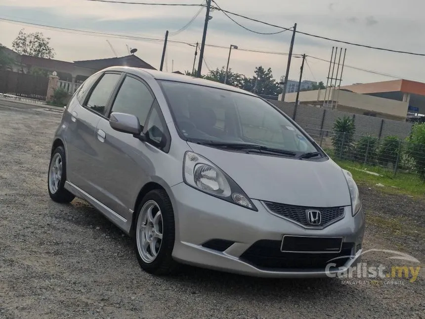 2009 Honda Jazz V Hatchback