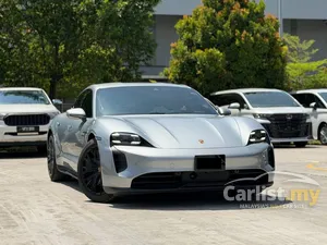 2022 Porsche Taycan GTS Sedan