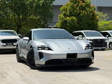 [DIRECT OWNER] 2022 Porsche Taycan GTS AWD VERY HIGH SPEC & GOOD CONDITION (LADY OWNER)
